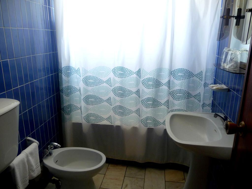 Hotel Tamargueira Фигейра да Фош Стая снимка