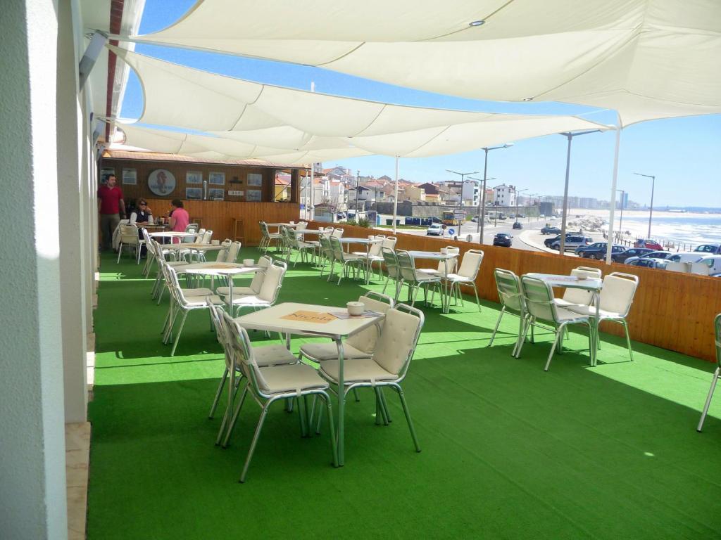 Hotel Tamargueira Фигейра да Фош Екстериор снимка