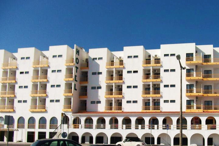 Hotel Tamargueira Фигейра да Фош Екстериор снимка