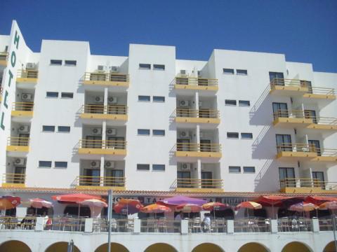 Hotel Tamargueira Фигейра да Фош Екстериор снимка